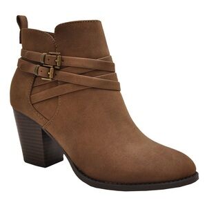 Cityclassified Steel Heeled Bootie Sz 8.5